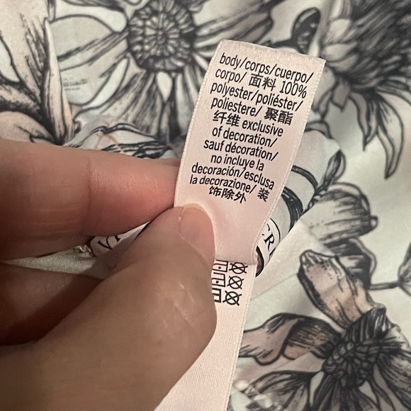 Victoria's Secret Sleepwear Floral Satin Pajama Pants Pink Satin Lounge Pant Med - Picture 9 of 9